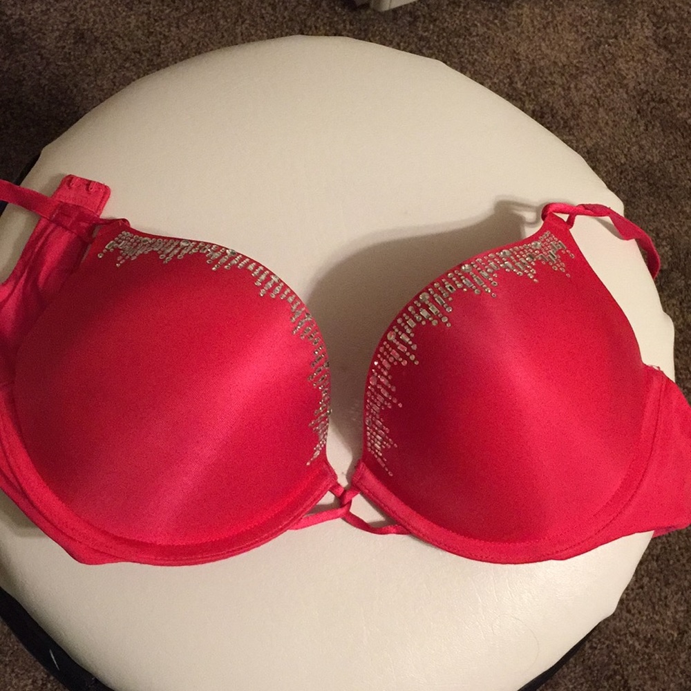 Victoria's Secret • Bombshell Bra